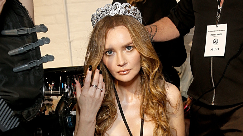 Anna Delvey wearing crown