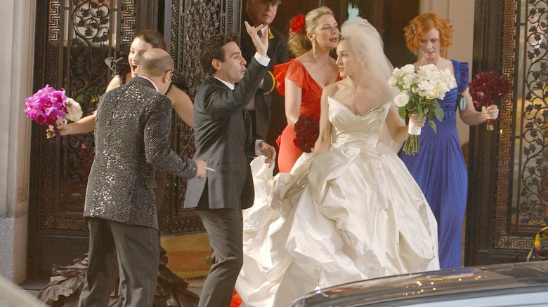 Cast on set of Carrie Bradshaw's wedding 