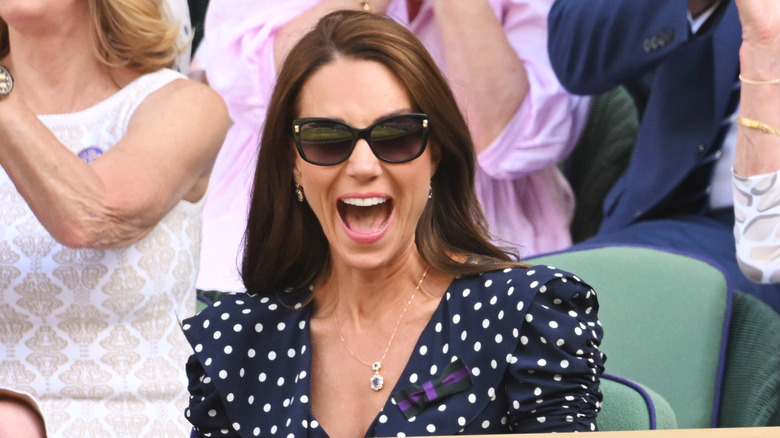 Kate Middleton watching Wimbledon 2022 in a polka dot dress