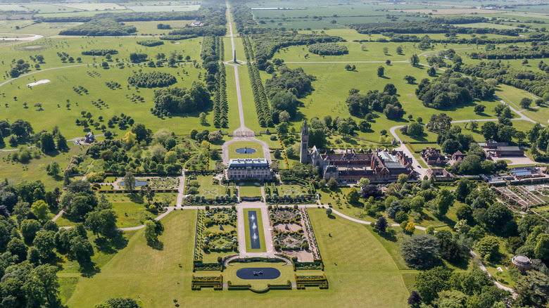 Overview of the duke's home and estate