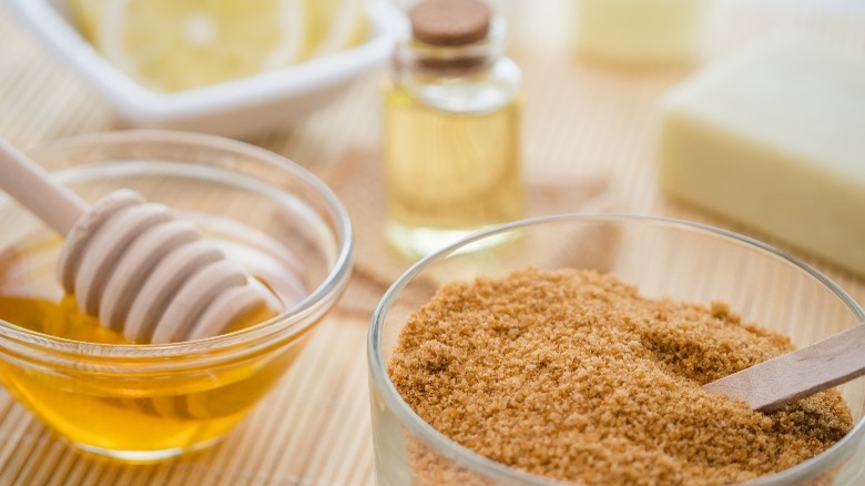 honey face mask serum scrub