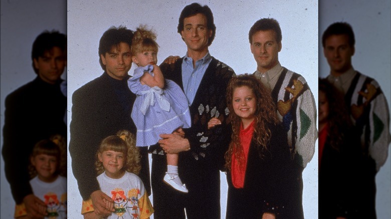 The cast of Full House posing