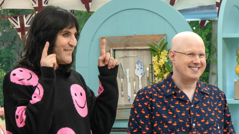 Noel Fielding and Matt Lucas smiling