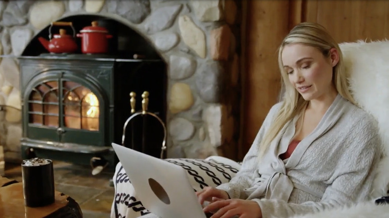 Katrina Bowden in "Love on the Slopes"