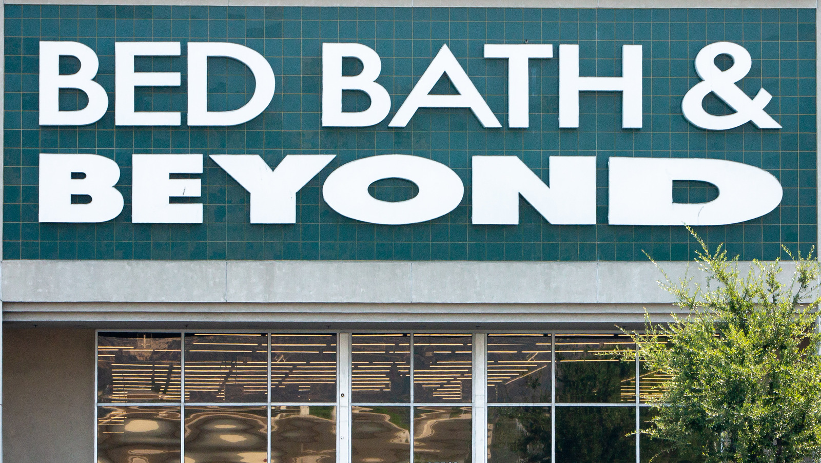 The Heartbreaking Death Of Bed Bath & Beyond CFO Gustavo Arnal