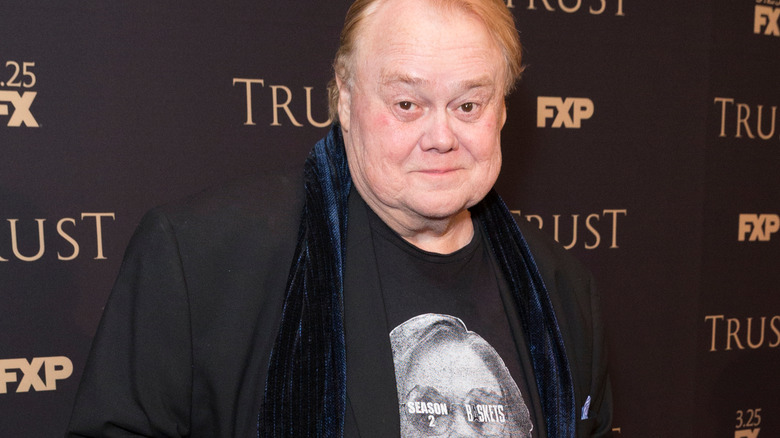 Louie Anderson on the red carpet in 2018