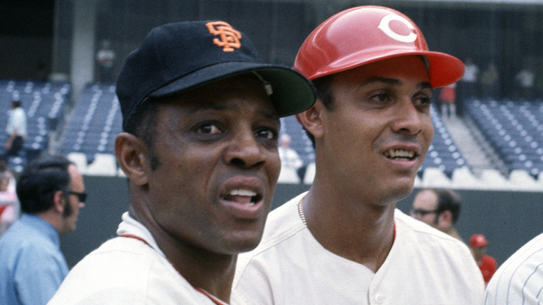 Willie Mays looking concerned at game