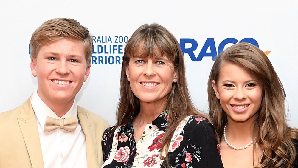 Bindi Irwin with her mother and brother