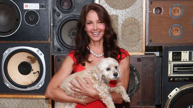 Ashley Judd holding Shug