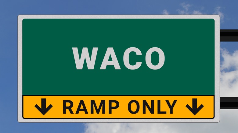 Waco interstate exit sign