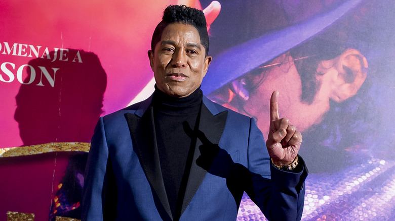 Jermaine Jackson waving