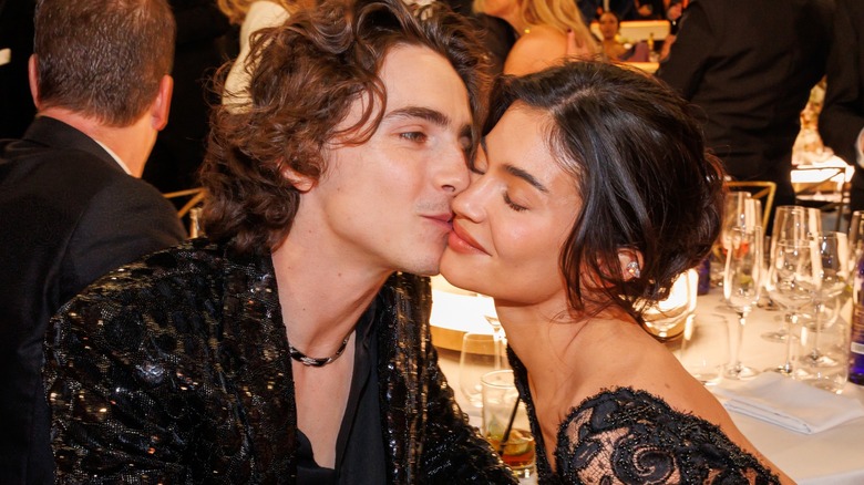 Timothee Chalamet kissing Kylie Jenner at the Golden Globes