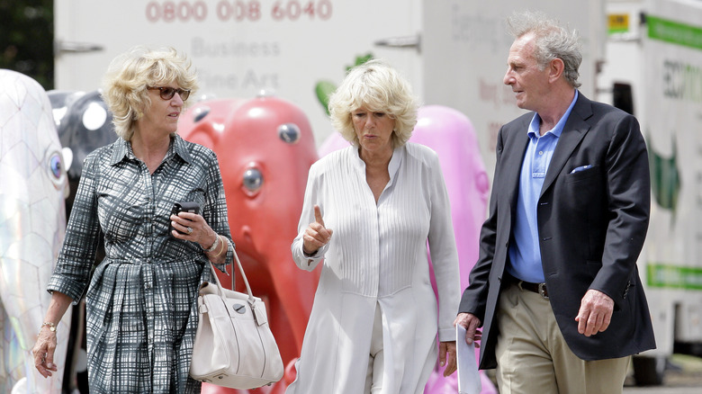 Camilla and her siblings walking in 2010 