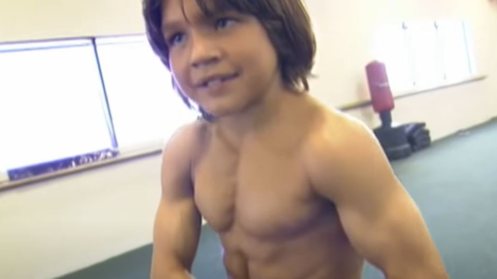 Little Hercules Richard Sandrak flexing