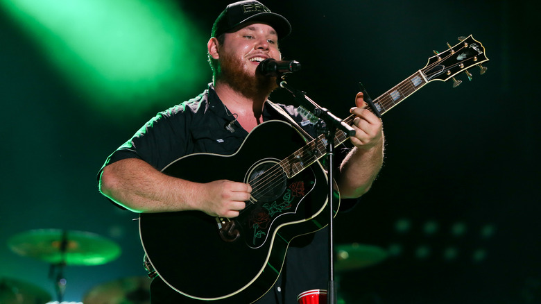 Luke Combs performing