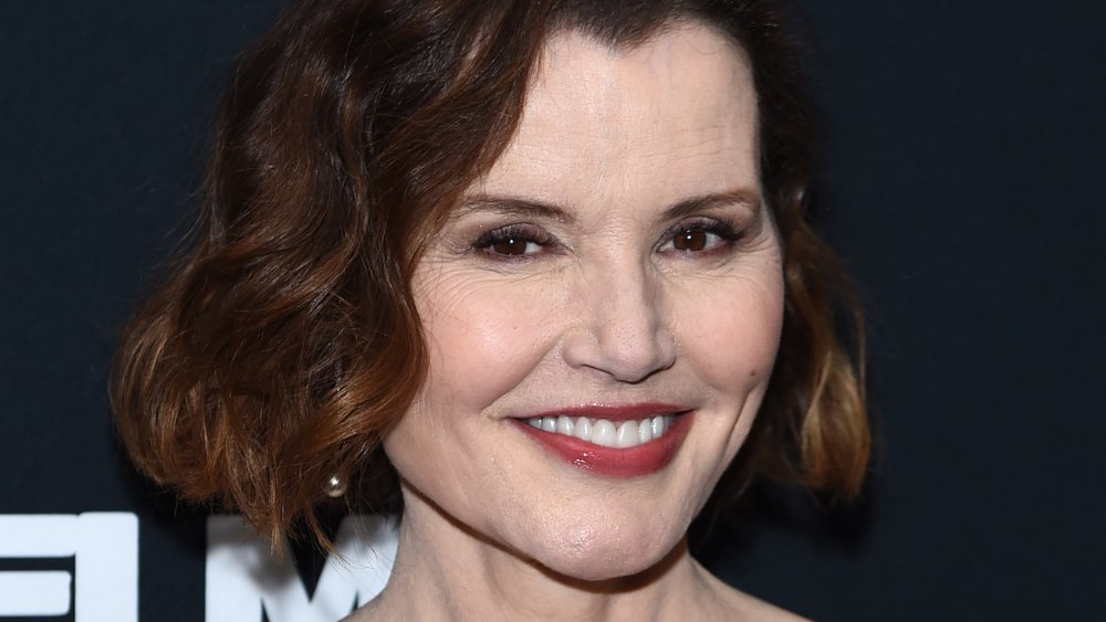 Geena Davis, who has a triangle face shape