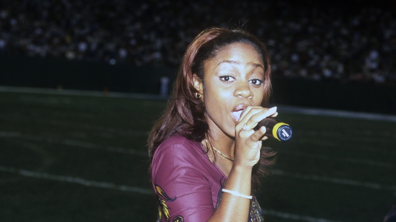 LaTavia Roberson singing