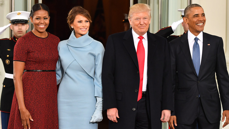 Michelle Obama, Melania Trump, Donald Trump, Barack Obama posing together