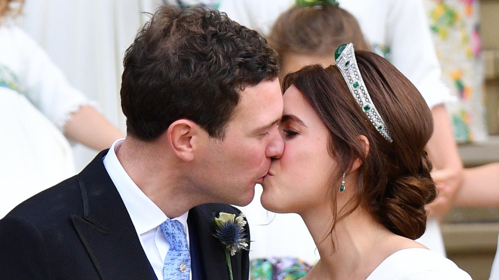 Princess Eugenie and Jack Brooksbank sharing an epic royal kiss