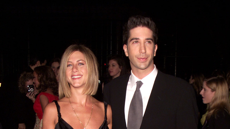 Jennifer Aniston poses with David Schwimmer