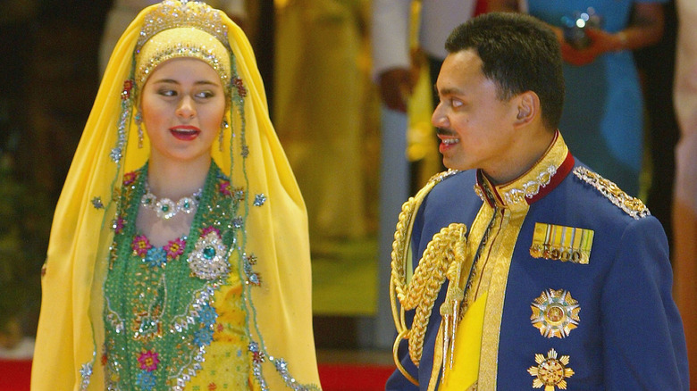 Crown Prince Al-Muhtadee Billah Bolkiah of Brunei, Sarah Salleh