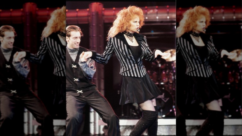 Reba McEntire on tour, circa 1995