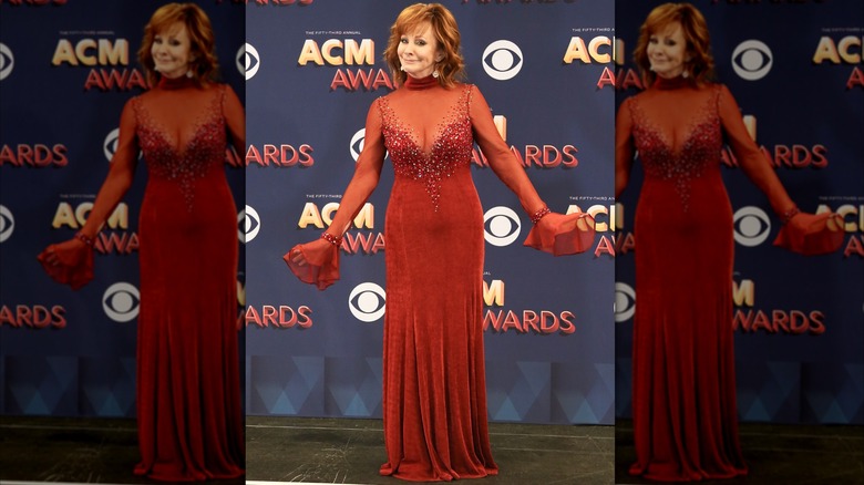 Reba McEntire at the 2018 ACM Awards