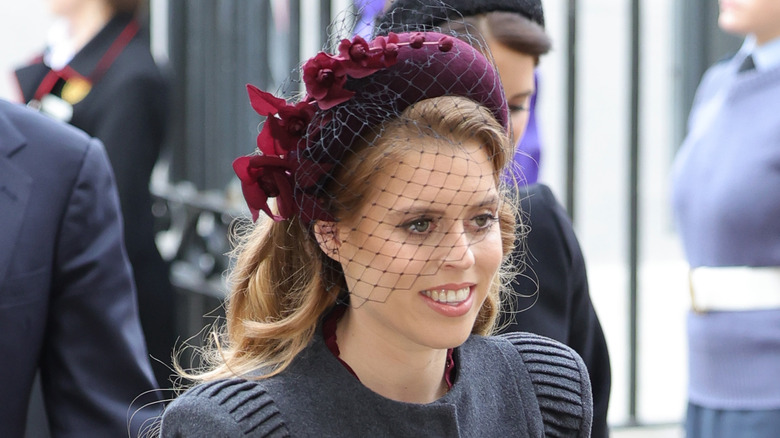 Princess Beatrice veil 