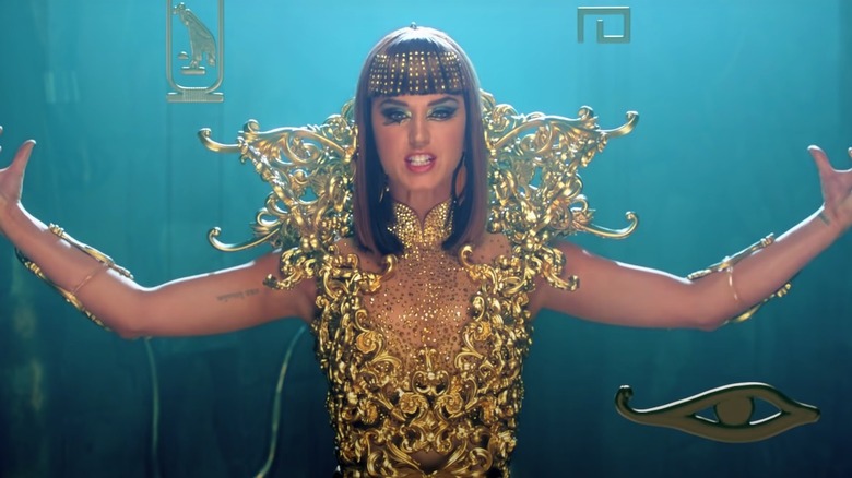 Katy Perry's Dark Horse