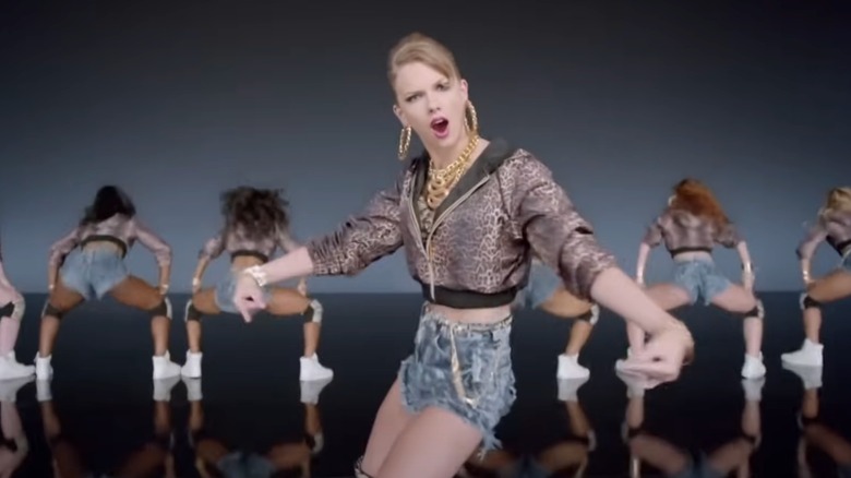 Taylor Swift in the Shake It Off music video