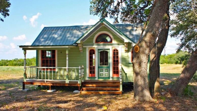 tiny house victorian