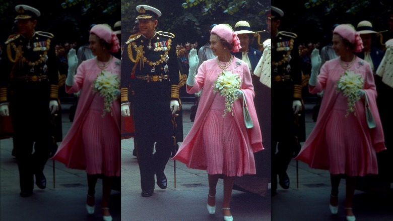 Queen Elizabeth in pink, waving, June 1977