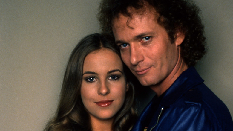 Genie Francis and Anthony Geary posing