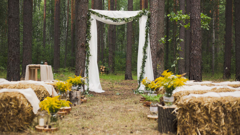 rustic fall outdoor wedding ceremony 