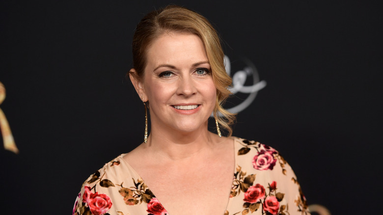 Melissa Joan Hart smiles on the red carpet