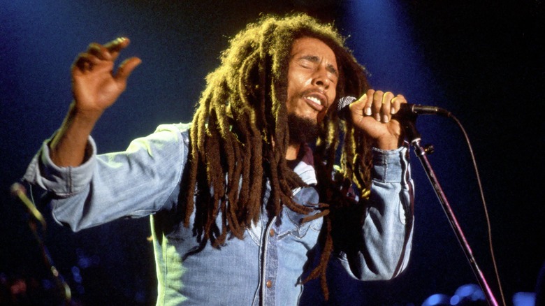 bob marley performing