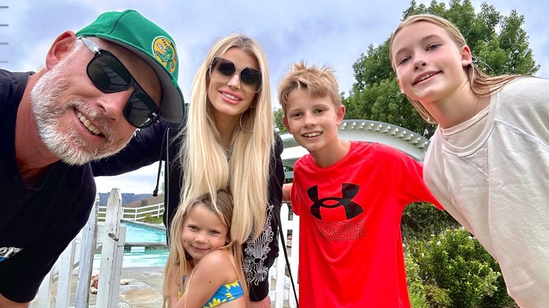 Eric Johnson, Jessica Simpson and their kids