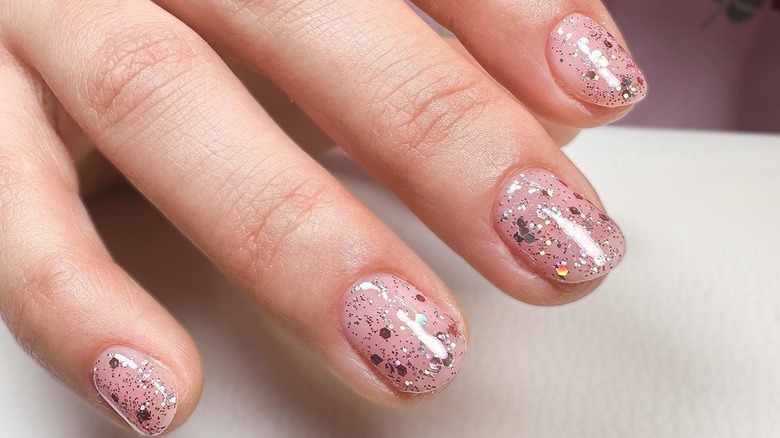 Pink nails with glitter