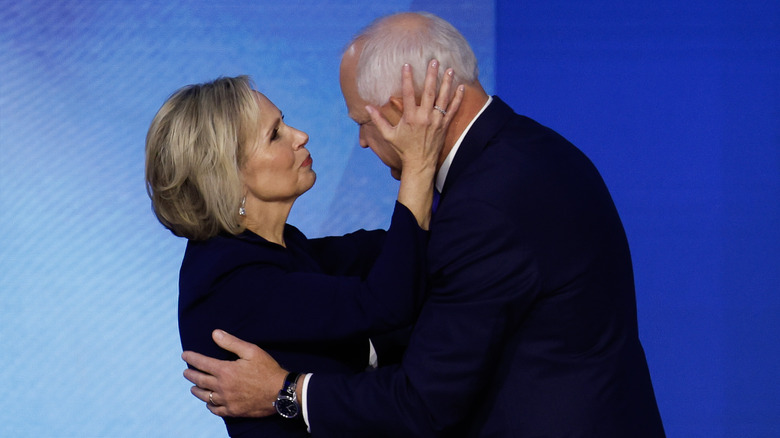 Tim and Gwen Walz embracing