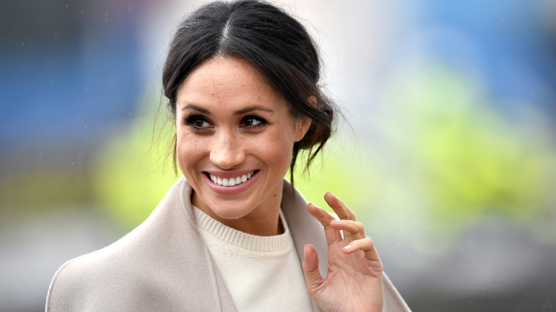 Meghan Markle waving