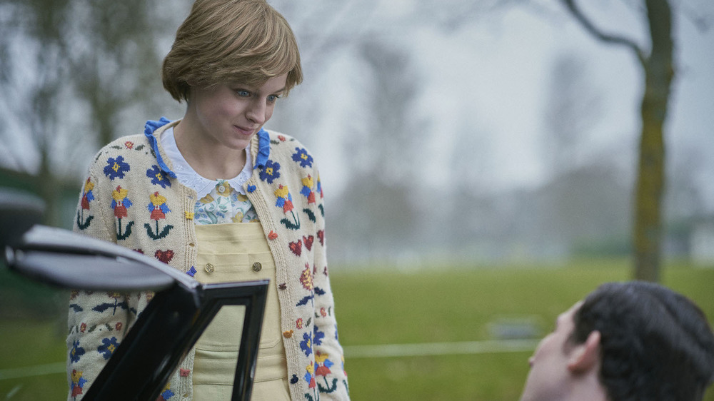 Josh O'Connor and Emma Corrin in The Crown