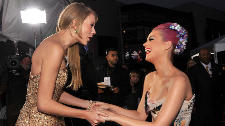 Taylor Swift greeting Katy Perry