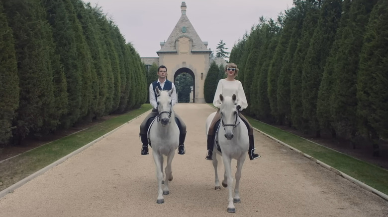 Taylor Swift riding horse Blank Space video