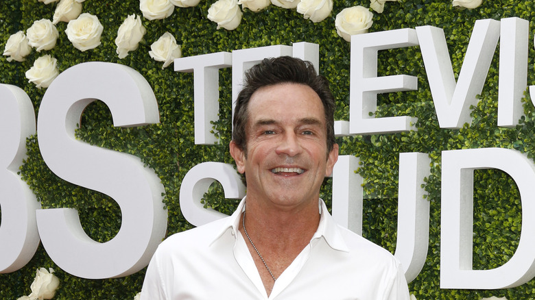 Jeff Probst with a CBS sign. 