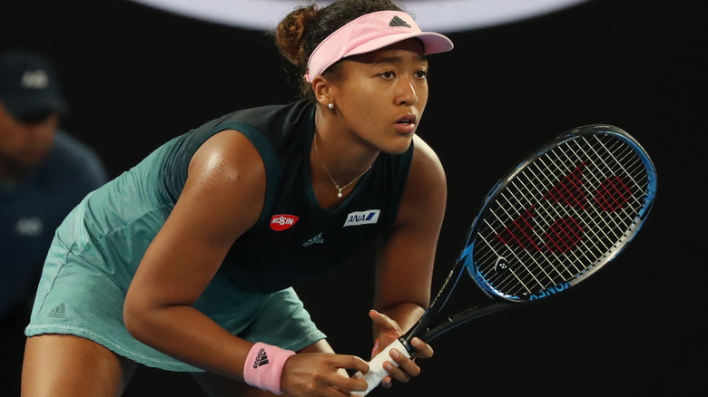 Naomi Osaka playing 