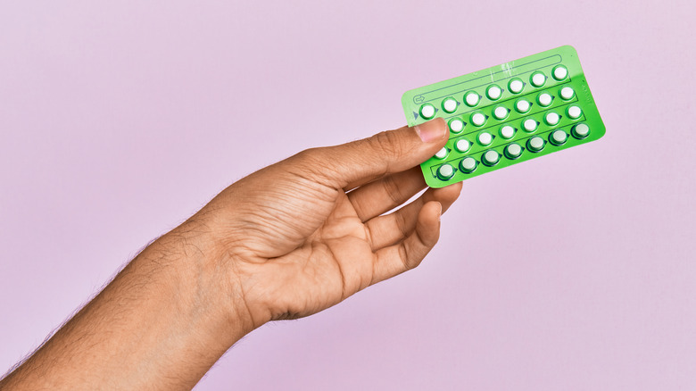 the-real-reason-the-birth-control-pill-was-designed-with-a-28-day-cycle