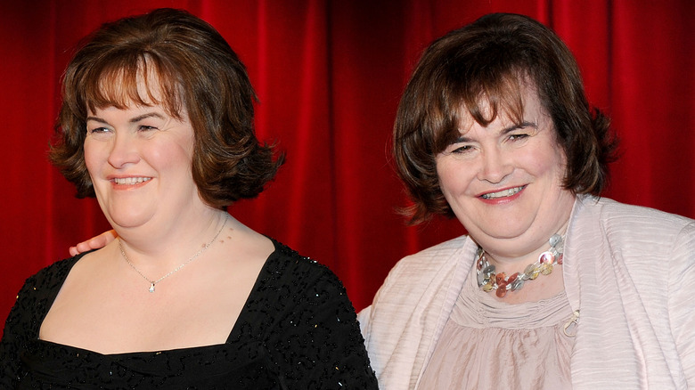 Susan Boyle with her wax statue