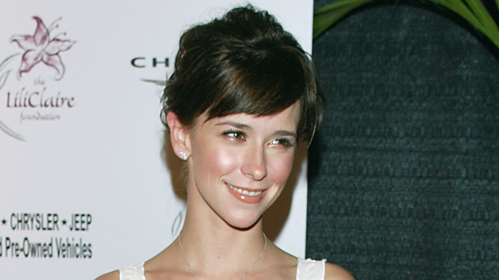 Jennifer Love Hewitt at a benefit in 2003