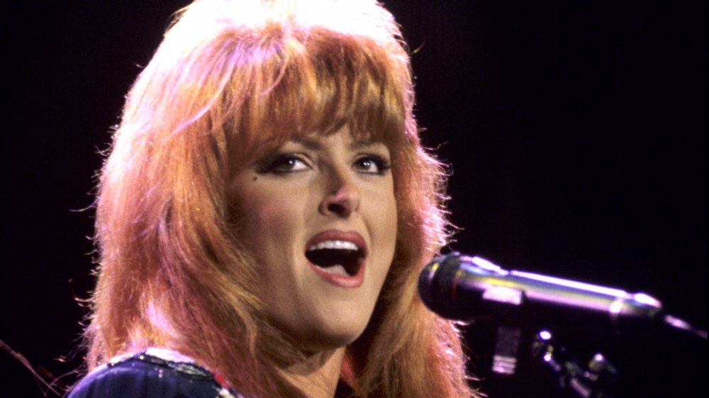 Wynonna Judd, a '90s country star