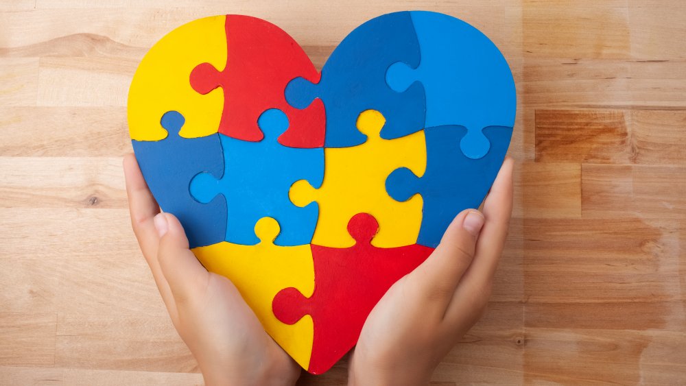 Jigsaw puzzle heart